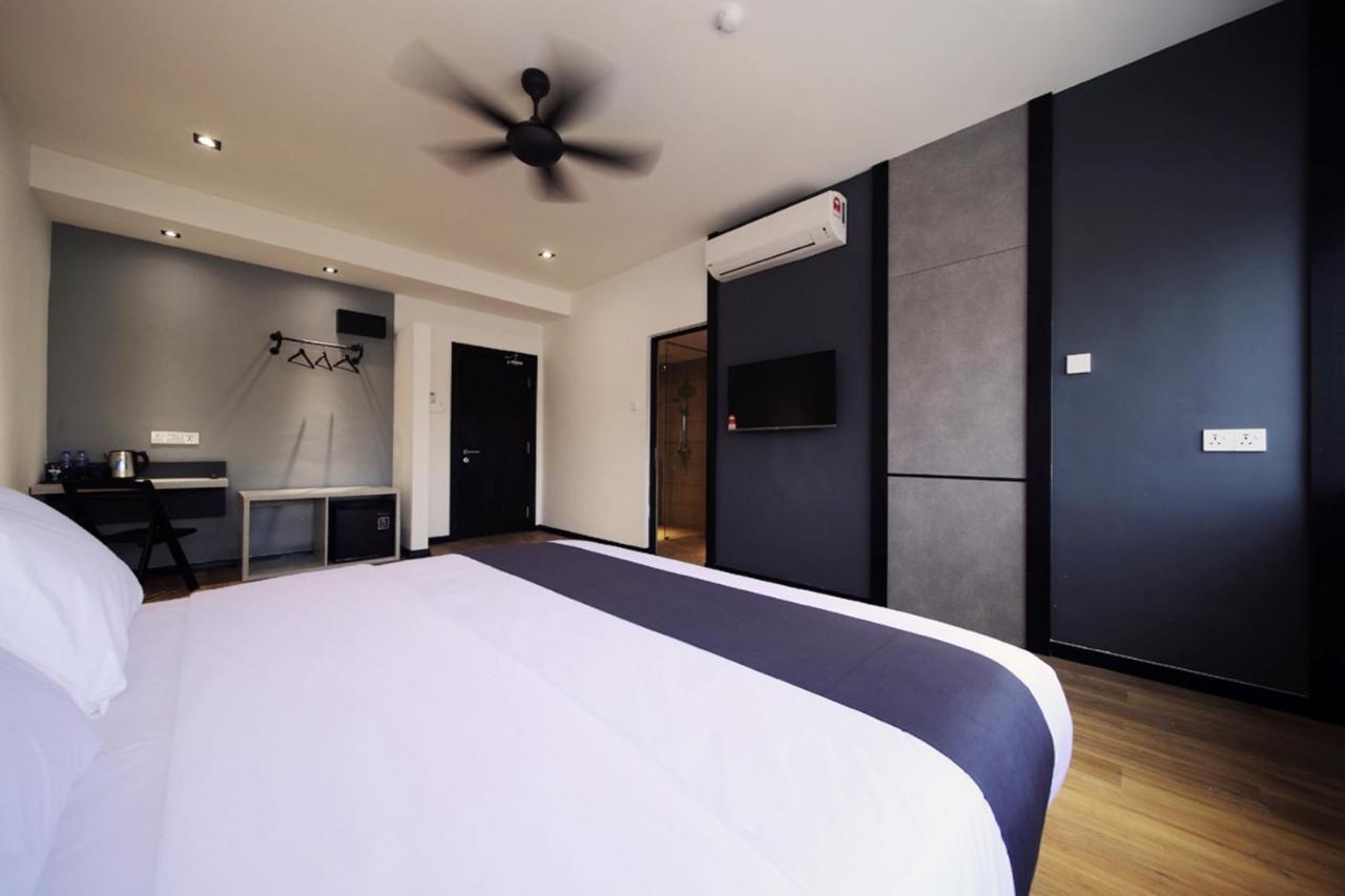 Premium King Room